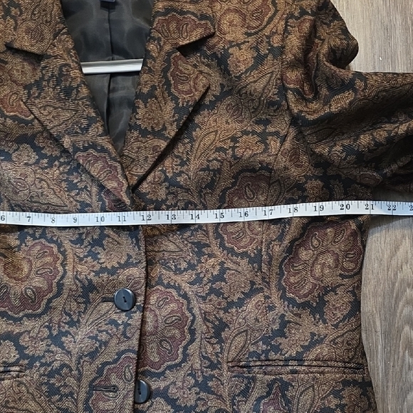 Evan Picone Brown and Black Paisley Blazer - Picture 8 of 10